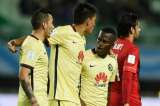 Carlos Darwin Quintero arregló sus diferencias con el argentino Sambueza