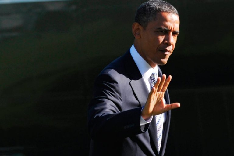 Obama condena muerte de funcionarios estadounidenses en Libia