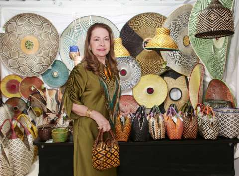 “La chica” Morales: una apasionada por la vida y las artesanías