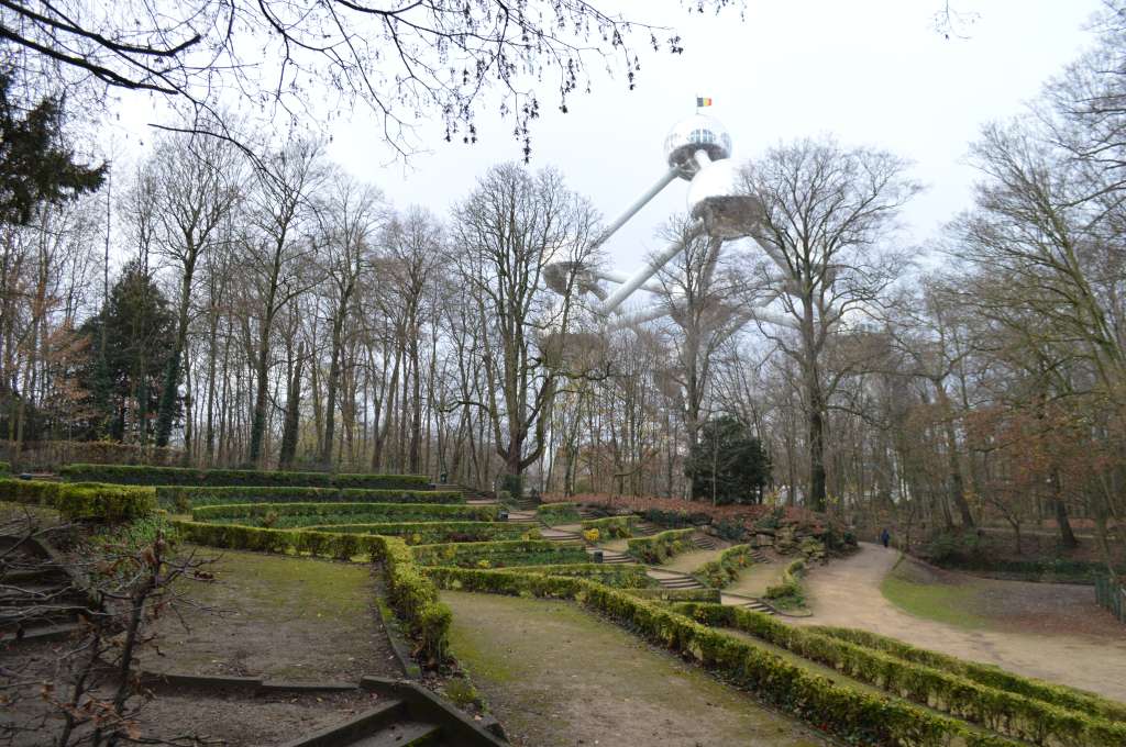 Pese a ser dos de los sitios turísticos más concurridos de Bruselas, el Parc de Laeken y el Atomium estaban casi vacíos durante el fin de semana de San Nicolás