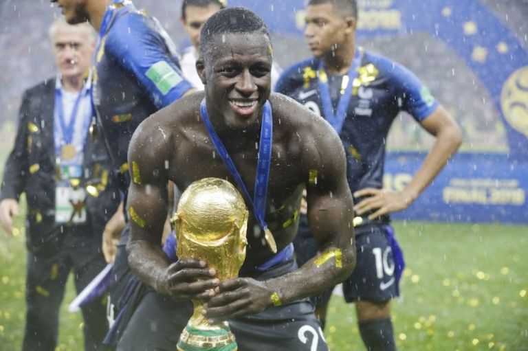 Declararon a Benjamin Mendy “no culpable” en seis casos de violación