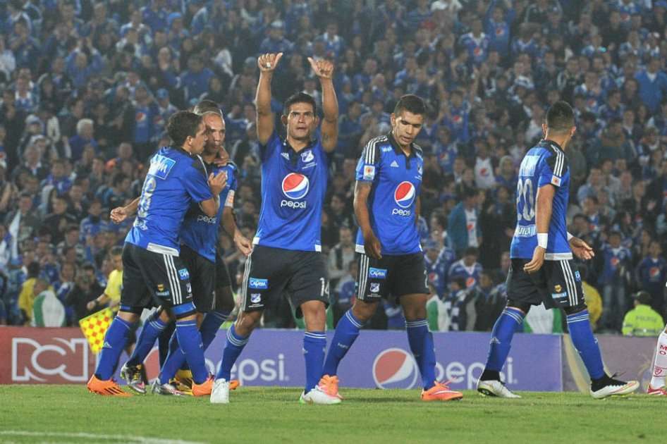 Macallister Silva, autor del primer tanto del cuadro azul. Foto: Luis Ángel - El Espectador