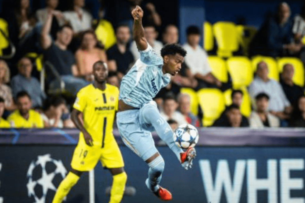 Juan David Cabal, en el partido de Juventus contra Villarreal.