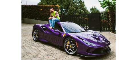 ¿Cuánto cuesta el nuevo Ferrari de Maluma y por qué vale tanto?
