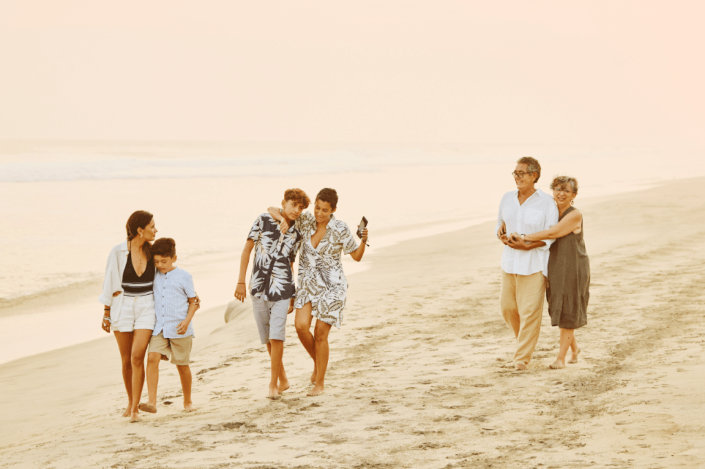 Las vacaciones compartidas entre varias generaciones siguen ganando protagonismo.