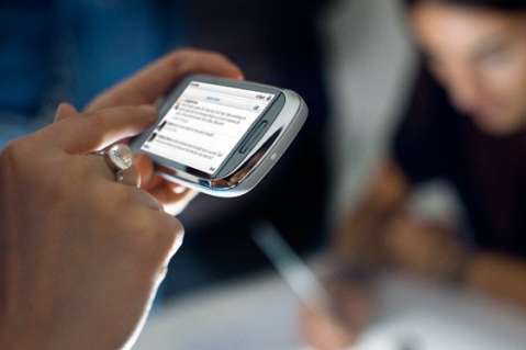 Por ley buscan eliminar cláusulas de permanencia de telefonía celular