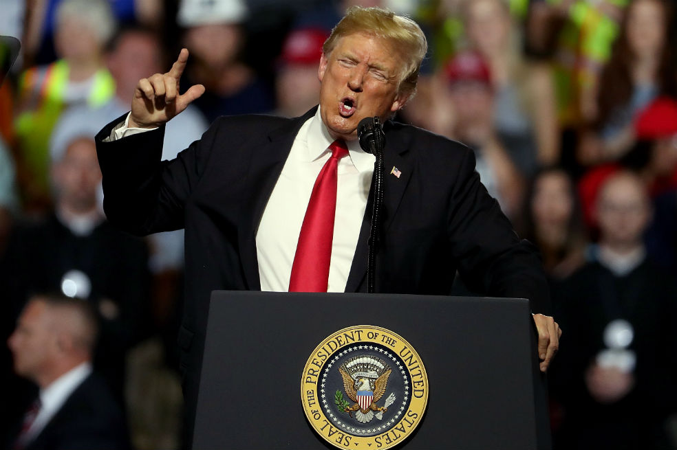 Donald Trump escogerá el 9 de julio a su candidato a la Corte Suprema de EE. UU.  / AFP