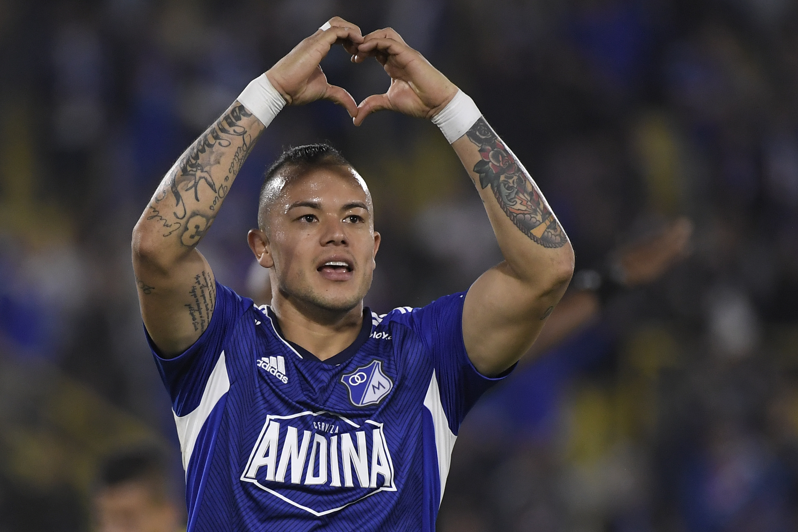 Futbolista colombiano, conocido como el "Chacho Castro", delantero de Millonarios, en el partido ante Alianza Petrolera por la tercera fecha de la Liga Betplay 2023-I.