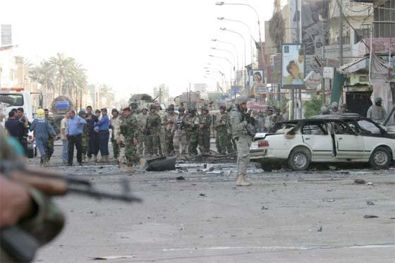 Más de 25 muertos tras atentado en base militar cerca de Bagdad