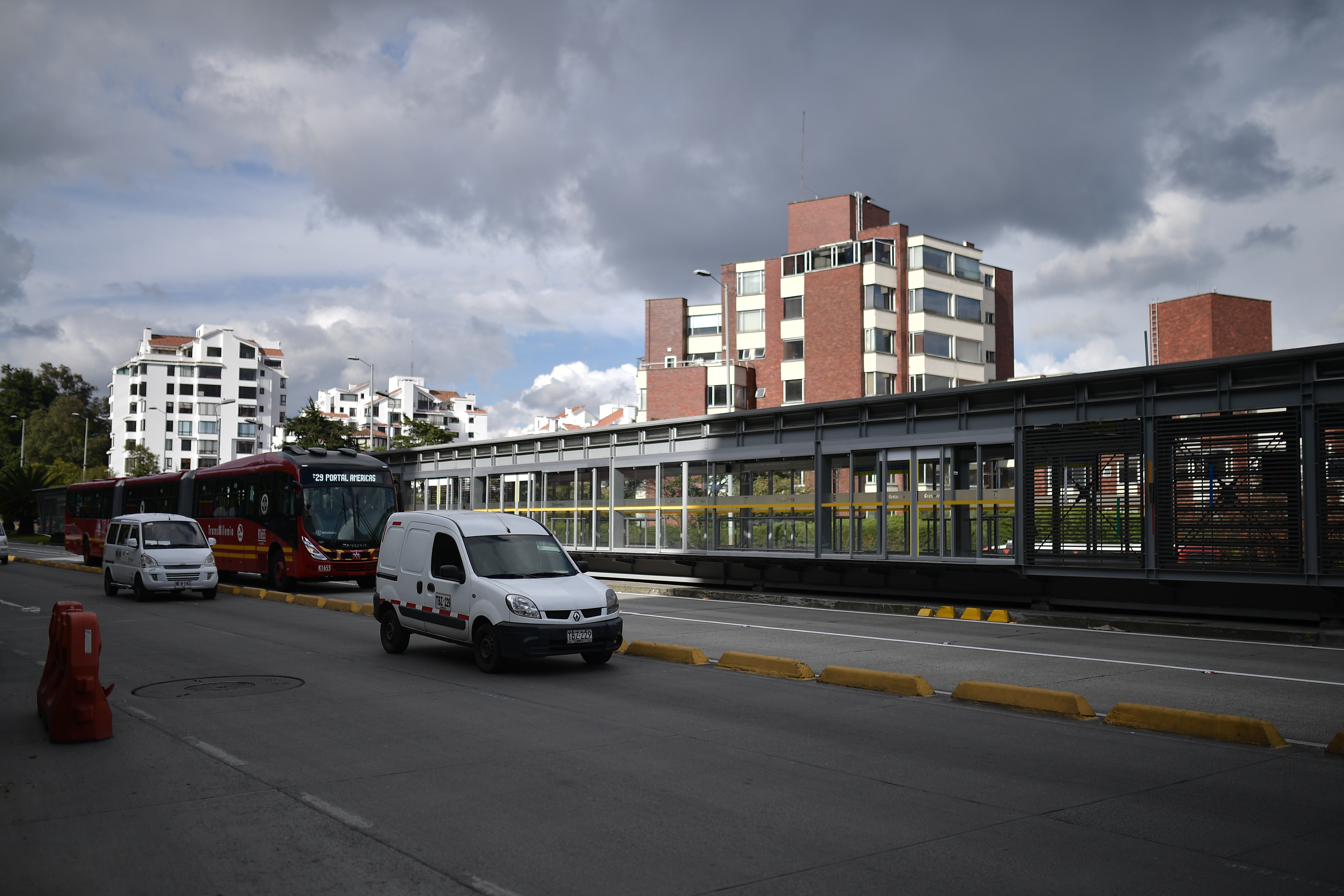 Obras de ampliación de algunas estaciones de Transmilenio