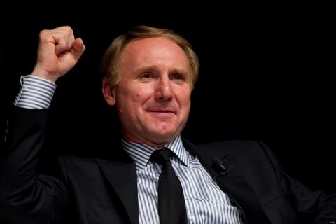 Dan Brown dice que ama a Cataluña y a España y que lo que pasa es "doloroso"
