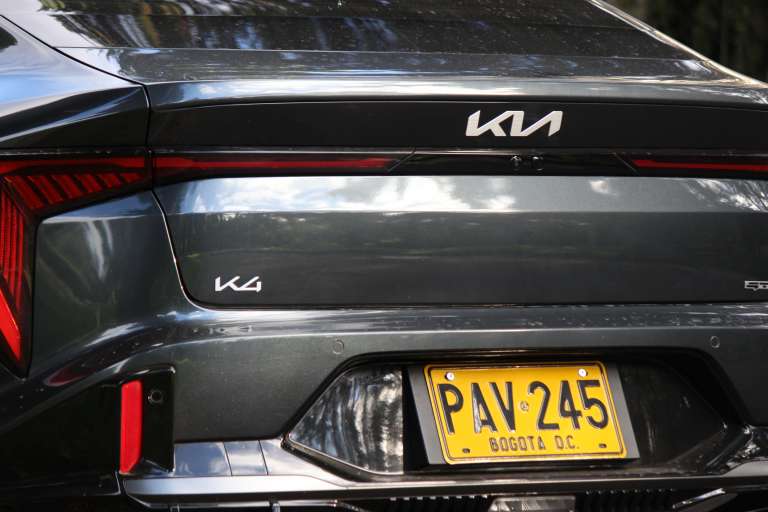 El baúl del Kia K4 que se vende en Colombia tiene una capacidad de 508 litros.