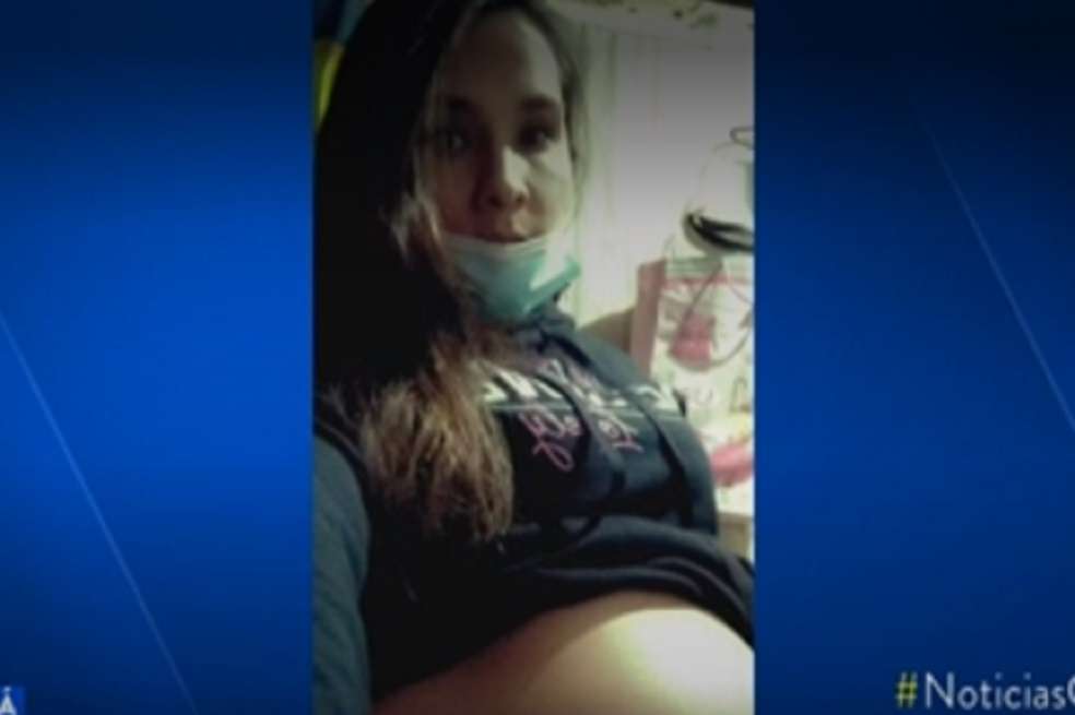 La mujer engañó a su novio durante siete meses.