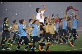 Oscar Tabárez anunció la lista de 28 preconvocados para el Mundial