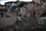 Con más de 4.000 muertos tras terremoto, comienza éxodo de supervivientes en Nepal
