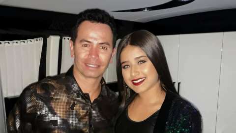 Jhonny Rivera expuso la reacción del papá de Jenny López al conocerlo ¿Se enojó?