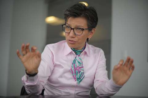 Venezolanos exiliados en Miami declaran persona “non grata” a Claudia López