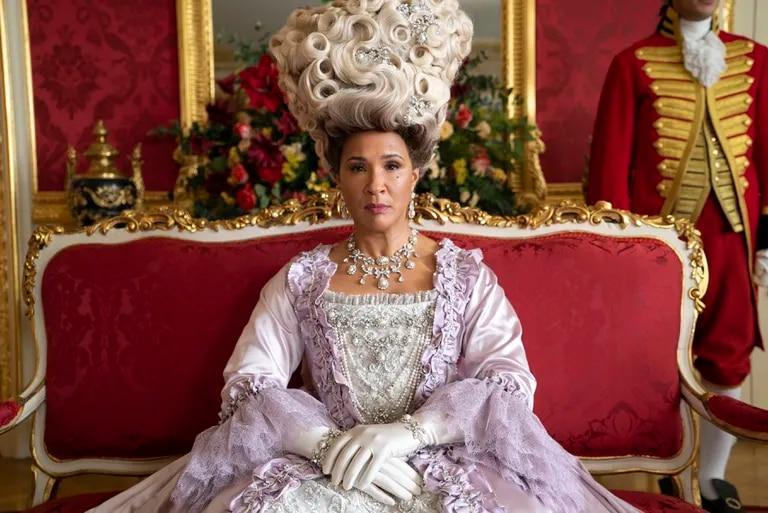“The Bridgerton”: ¿Qué aspira la reina Charlotte en la temporada 2 de la serie?