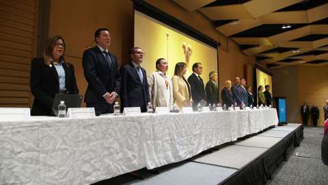 Las mujeres magistradas son aplaudidas por primera vez en la historia judicial