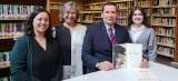 Álvaro Mutis aterriza en el mundo árabe con una antología poética