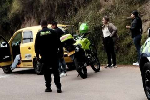 Investigan homicidio de taxista en la ‘Curva del Diablo’ en Mochuelo