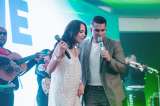 Pipe Bueno y Majo Aguilar en la inauguración de los Premios Heat 2025