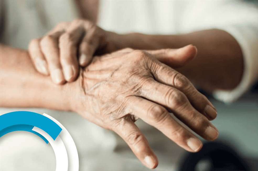 Investigadores de la Johns Hopkins Medicine han hallado evidencia de que la enfermedad de Parkinson se origina en las células del intestino y viaja a través de las neuronas del cuerpo hasta el cerebro. / iStock