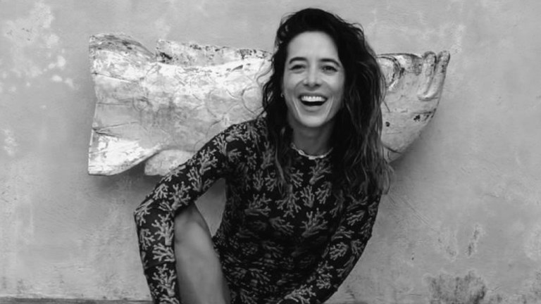 María Alejandra Cardona le enseña a hacer lomo de res ahumado al barril