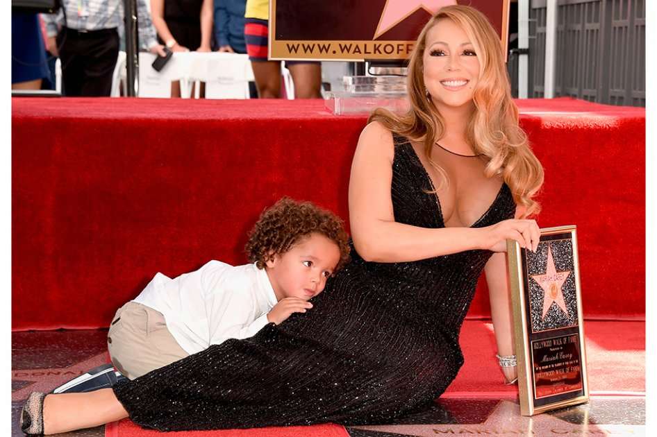 Mariah Carey y su hijo Moroccan. / AFP
