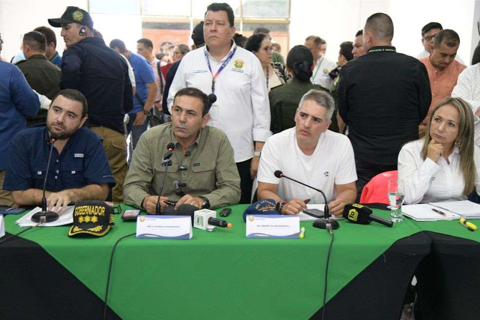 Consejo de seguridad Yamil Arana (Bolívar), Juvenal Díaz (Santander) y Andrés Julián Rendón (Antioquia)