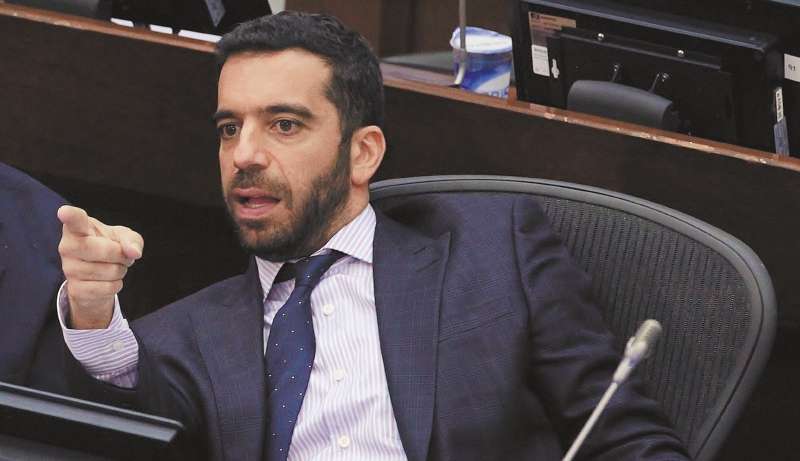 Con habeas corpus buscan libertad del exsenador Arturo Char.