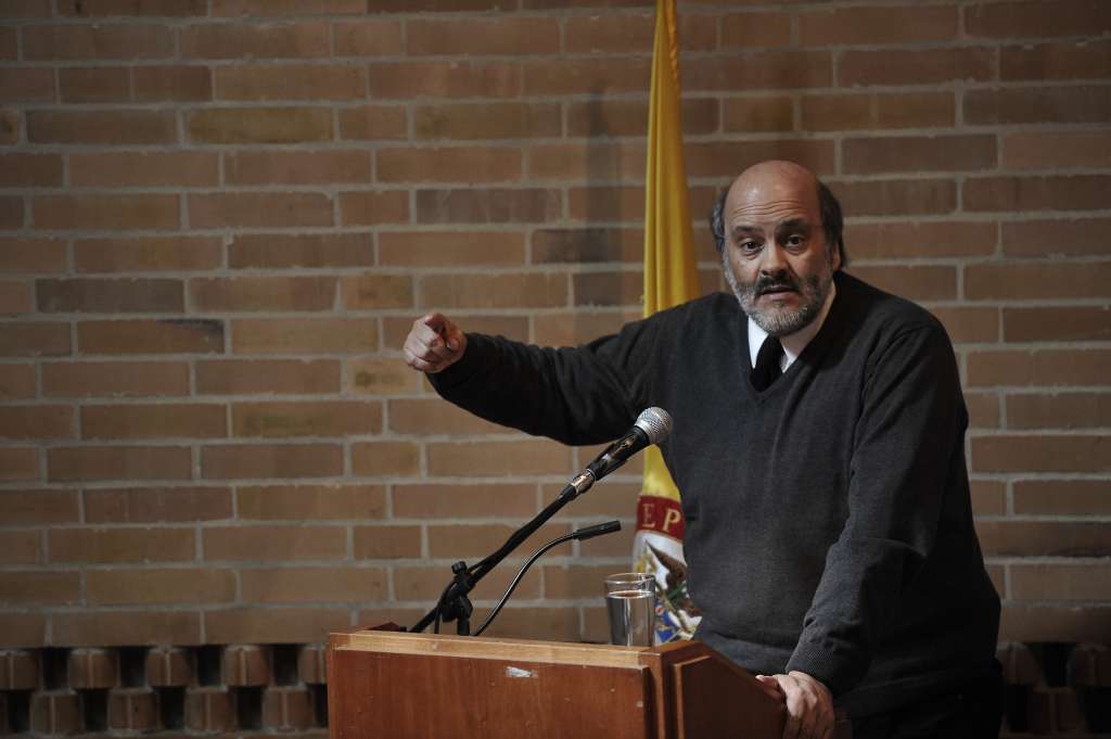Profesor de ciencia política, durante el foro sobre la financiación de la Universidad Nacional, realizado en las instalaciones de esta.