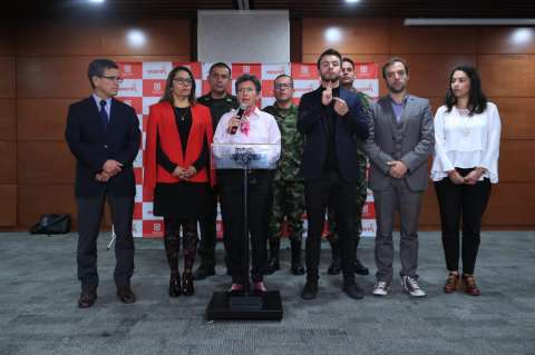 Claudia López anuncia plan candado en Bogotá ante amenazas del Eln