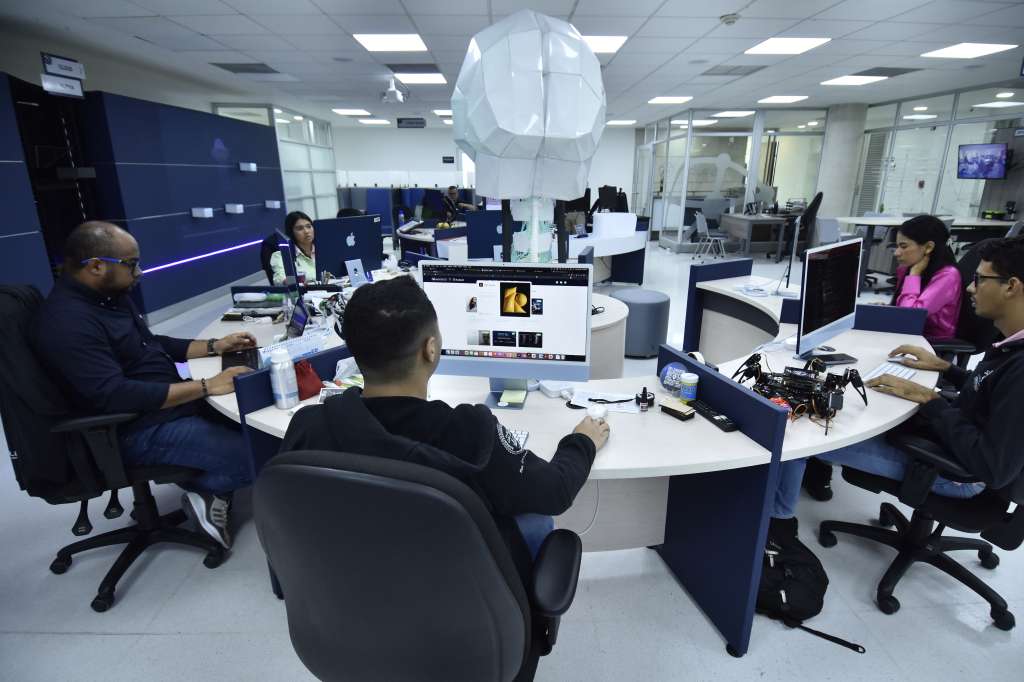 AudacIA es el primer centro de excelencia en tecnologías transformadoras de las Américas, reconocido por la OEA.