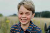 El príncipe George trabaja en vacaciones. Esto hace el hijo de William y Kate