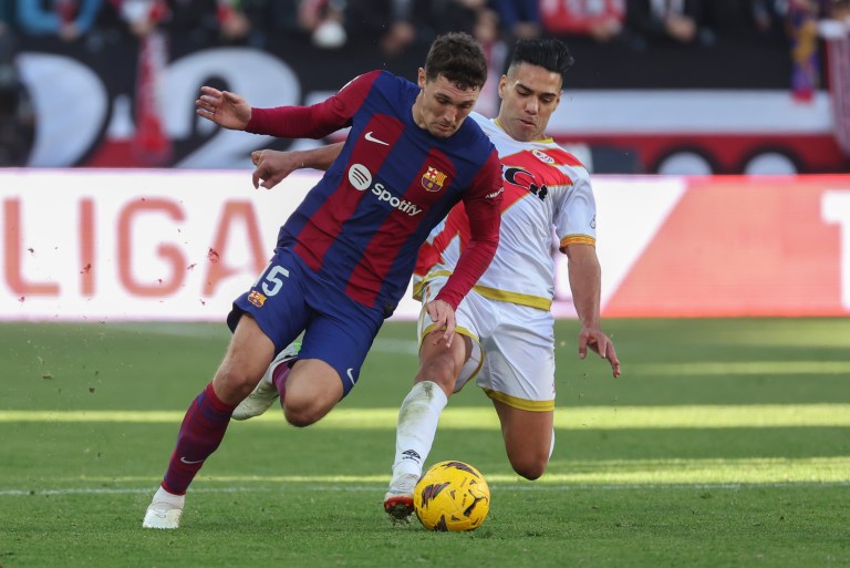 Rayo Vallecano, con Falcao, frenó otra vez a Barcelona en Vallecas: video