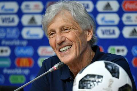 Pékerman: "Vinimos por más, no pasa por nuestra cabeza perder"