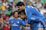 Real Madrid goleó y pone presión en la Liga de España