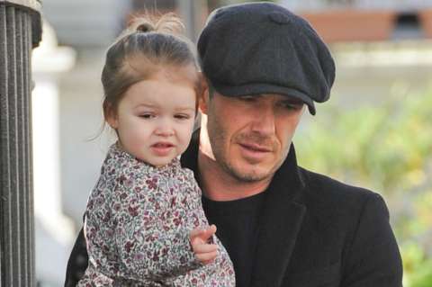 A David Beckham le encanta vestir a su hija