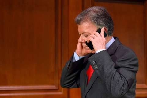 Santos habló con Peña Nieto para ofrecer ayuda luego de terremoto en México