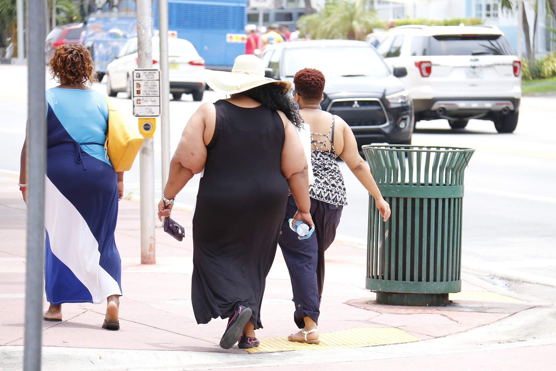 La obesidad se define como tener un índice de masa corporal igual o superior a 30.