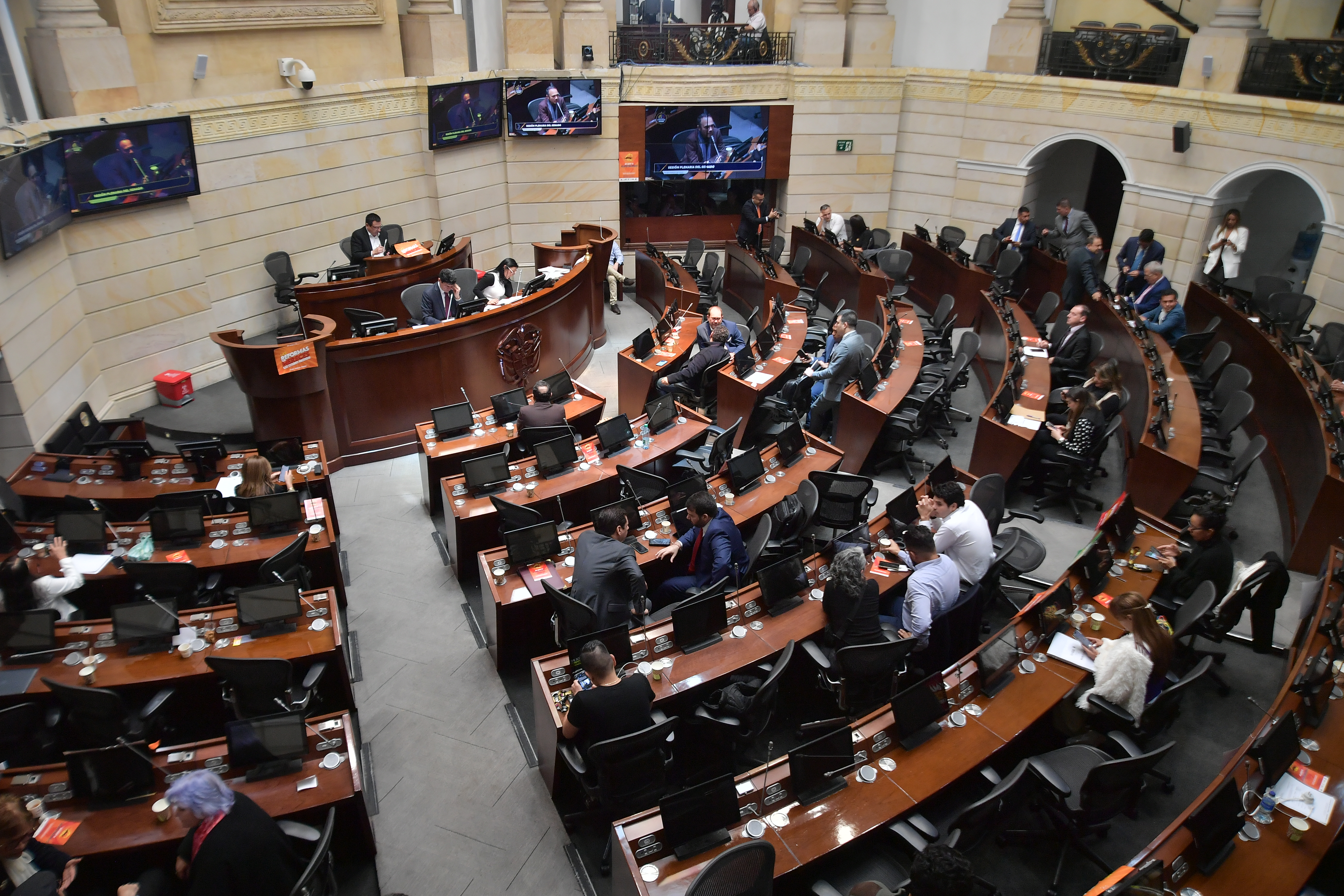 Plenaria para debatir las reformas presentadas por el gobierno de Gustavo Petro.
