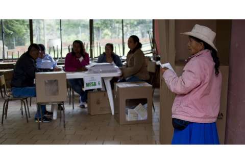 Votaciones con normalidad
