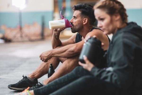 Aumentar la masa muscular es una tarea que necesita de muchas proteínas, por eso este batido fácil de preparar en casa es ideal para ti.