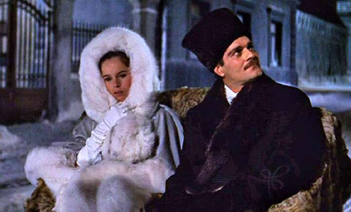 Geraldine Chaplin, con Omar Sharif, en una de las escenas de la emblemática "Dr. Zhivago". / Cortesía