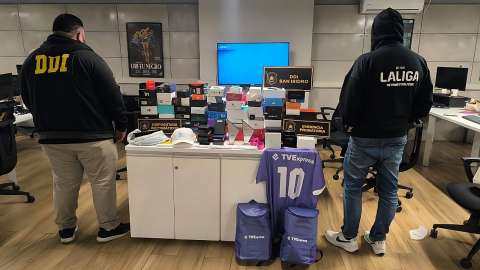 Megaoperativo en Argentina desmantela red de piratería con 8 millones de usuarios