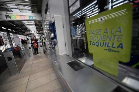 Alza inevitable en Transmilenio: déficit de $3,1 billones obliga a subir el pasaje a $3.450