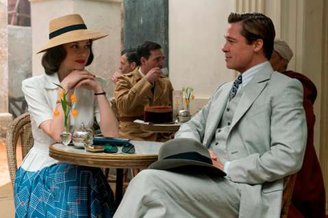 Brad Pitt y Marion Cotillard en "Aliados"