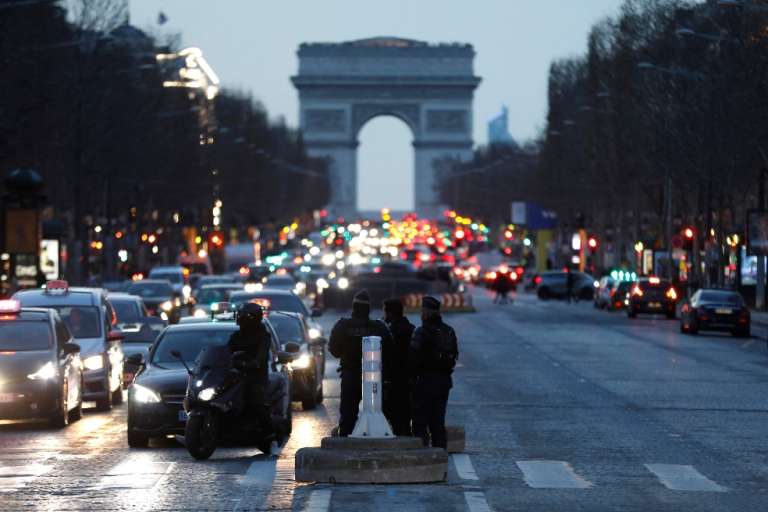 Coronavirus en Francia, protestas anticovid 19