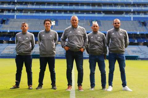 Hernán Torres fue presentado como nuevo entrenador del Emelec de Ecuador